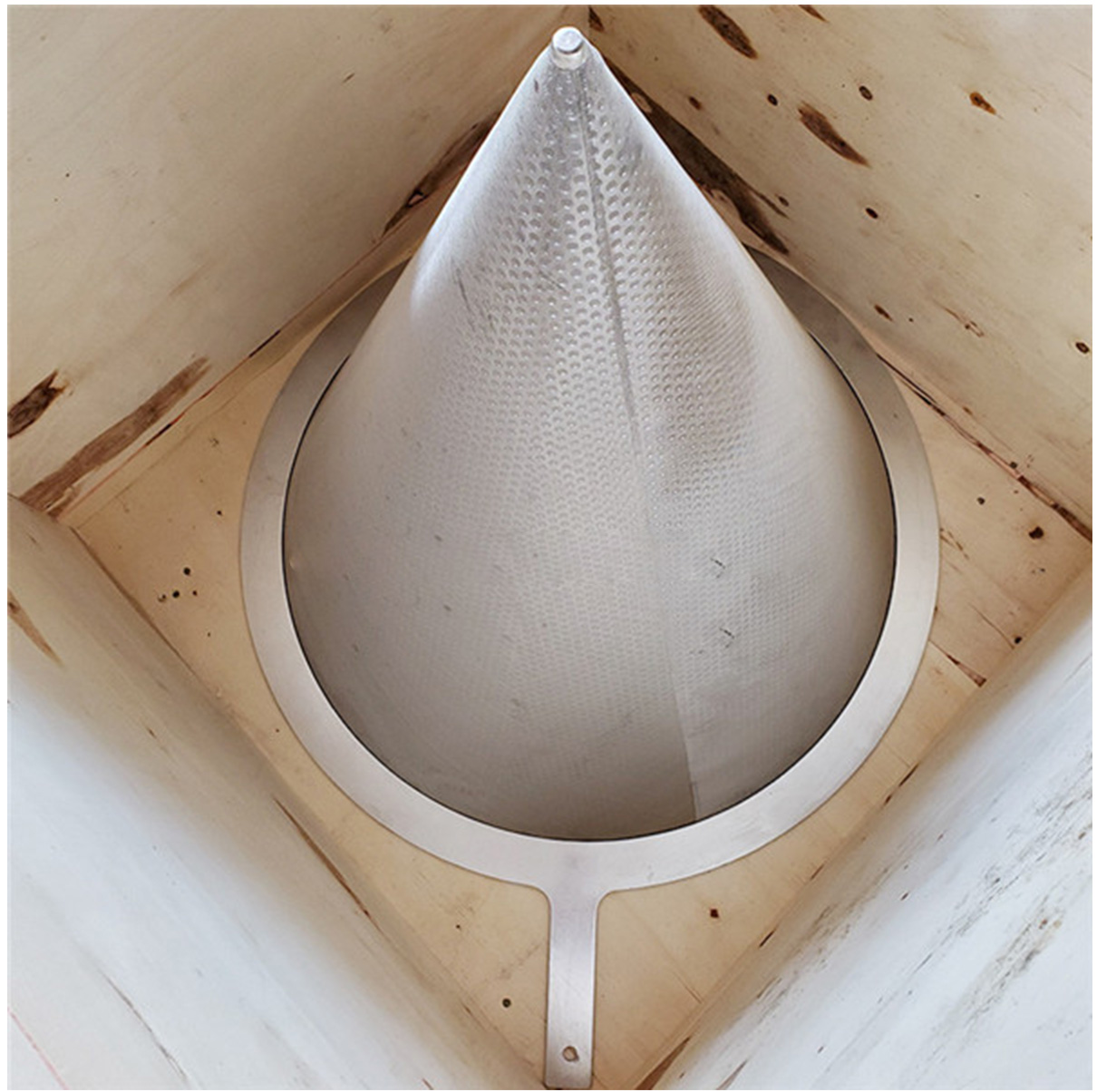 Witches Hat Strainer