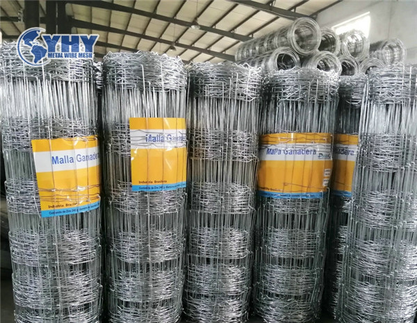 1.5m Height Galvanized 30cm Vertical Wire Distance 100m Long hinge joint Cattle fence