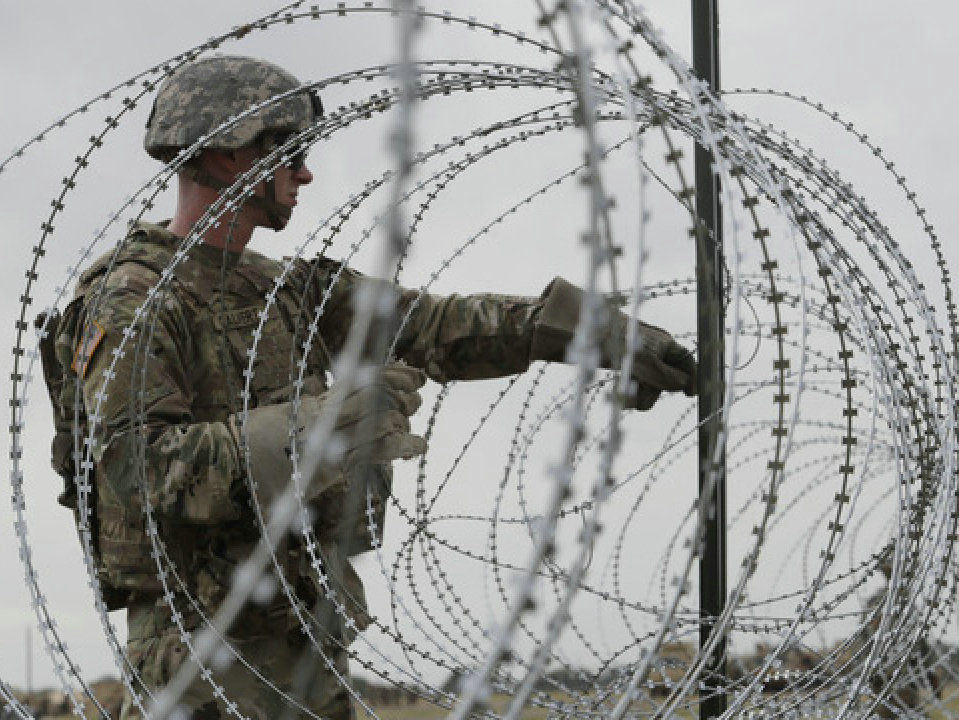 Anti Climb Iron Fence BTO-10 Concertina Razor Barbed Wire 