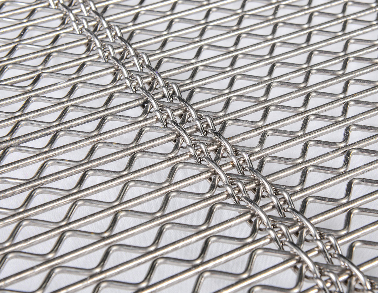 Galvanized vibrating screen mesh