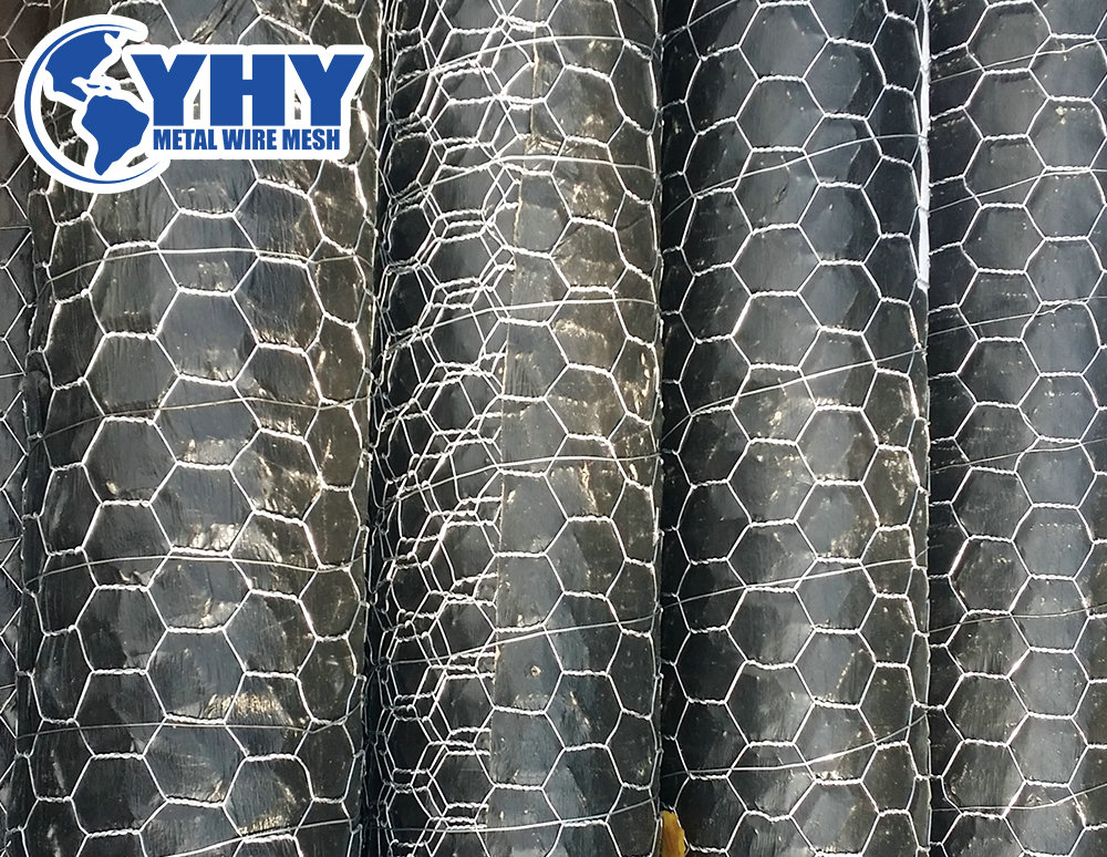 12 gauge Heavy zinc coated Hexagonal fish wire mesh 1 1/2x2 1/4