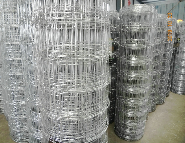 Top and bottom wire 2.5mm  inner wire 2.0mm strong tension fixed knot fence for animals 