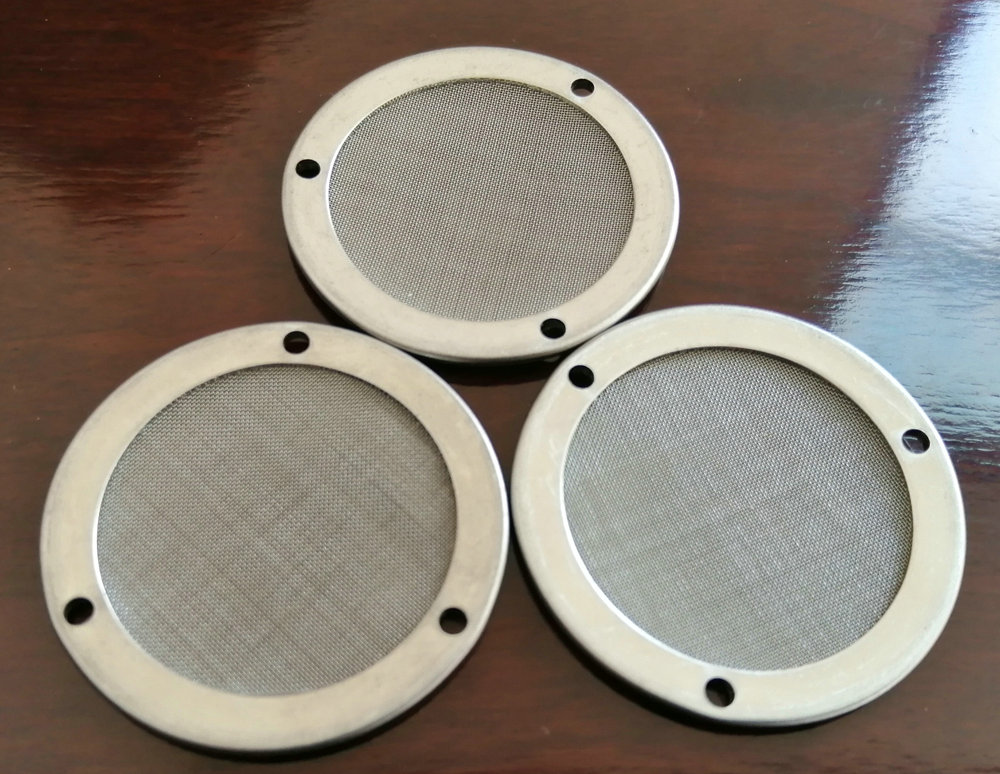 ss304 filter mesh disc with 3 small holes in the edge