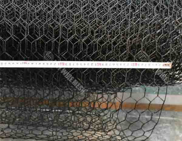 Black Vinyl Hexagonal Poultry Netting Metal Fence for Chickens