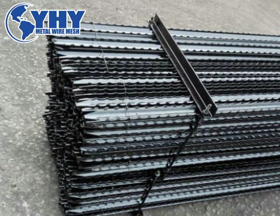 China Supplier Wholesale Metal Grassland Y Post with teeth