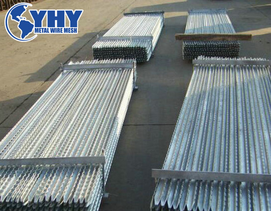 China Supplier Wholesale Metal Grassland Y Post with teeth 