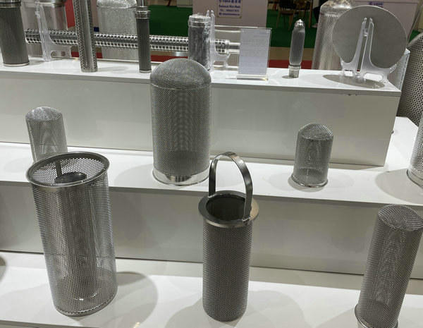 The most important reasons for the popularity of stainless steel filter meshes