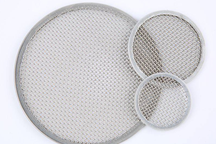 Galvanized-Woven-Wire-Mesh-Used-For-Rimmed-Filter-Discs