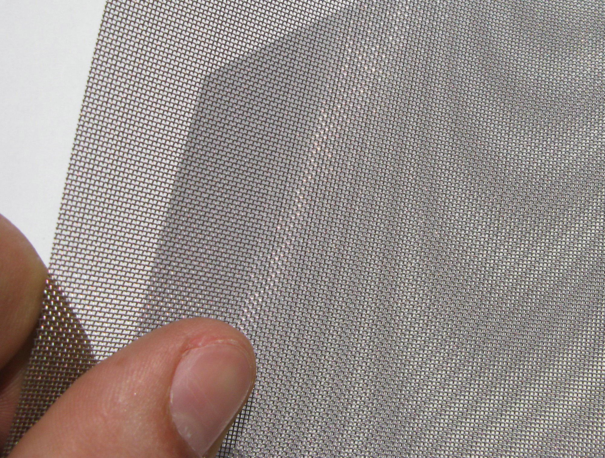 The advantages and uses of metal mesh stainless steel wire filter mesh you do not know