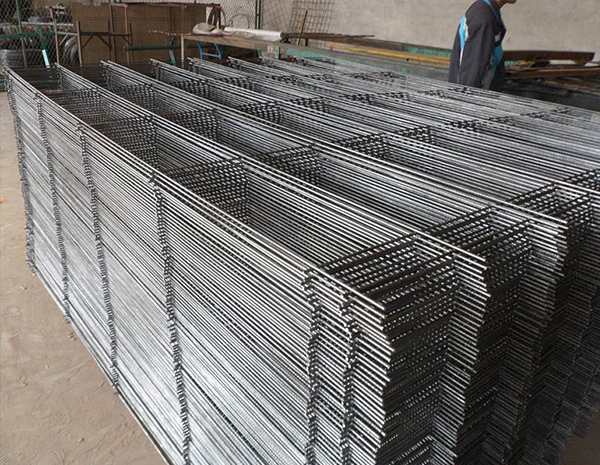 Galvanized welded wire mesh for square mesh fence