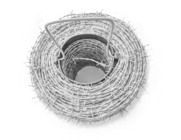 Barbed Wire Entanglement Wire hot-dipped galvanized Wire Roll 328 ft