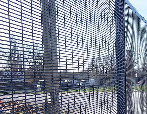 358 dense mesh fence, prison patrol road release channel: prison anti-climbing isolation net.