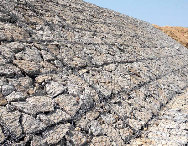 What is the main use of the Gabion mesh?