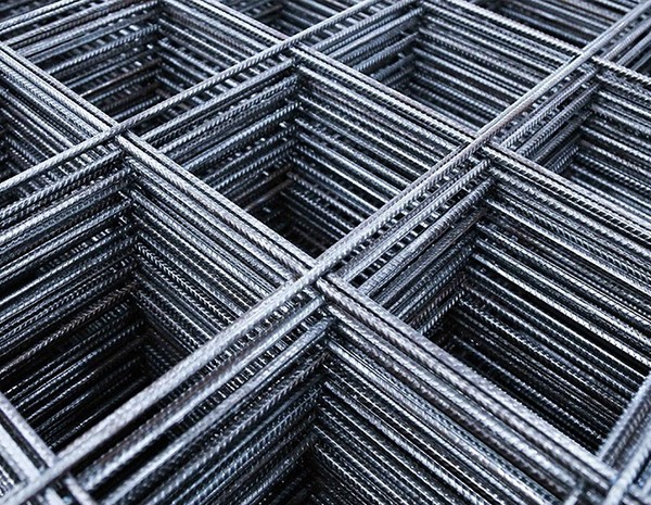 The difference between cold-rolled ribbed steel bar welded mesh and hot-rolled ribbed steel bar welded mesh