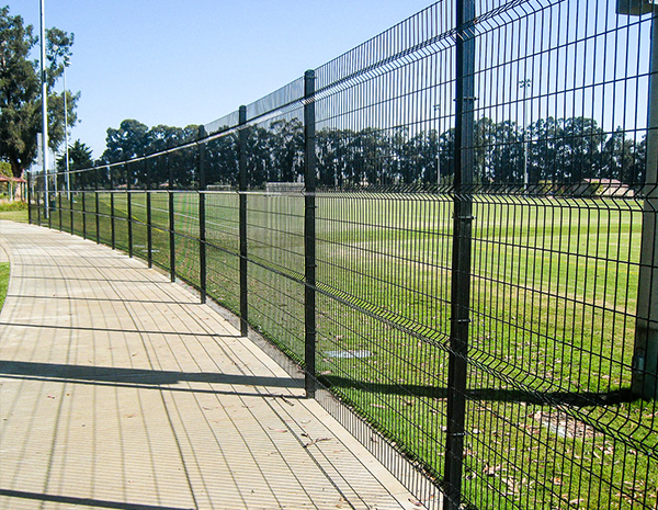 The structure of the fence net determines whether the quality of the material is good or bad