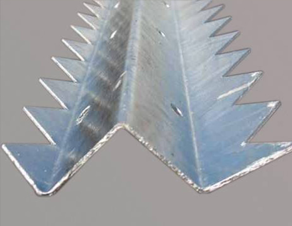 Razor Channel Spikes