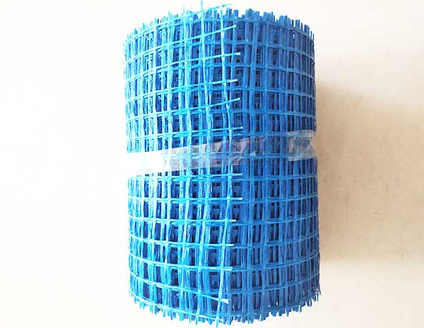 What is alkali-resistant fiberglass mesh? What are its uses?